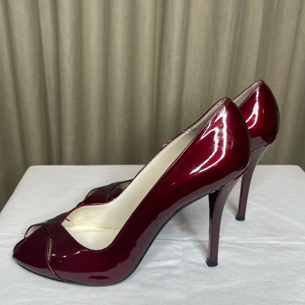 Stuart Weitzman Burgundy Red Patent Peep Toe Heel - Picture 6 of 13